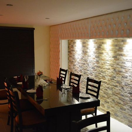 Divine Hotel Rawalpindi Eksteriør bilde