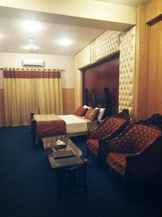 Divine Hotel Rawalpindi Eksteriør bilde