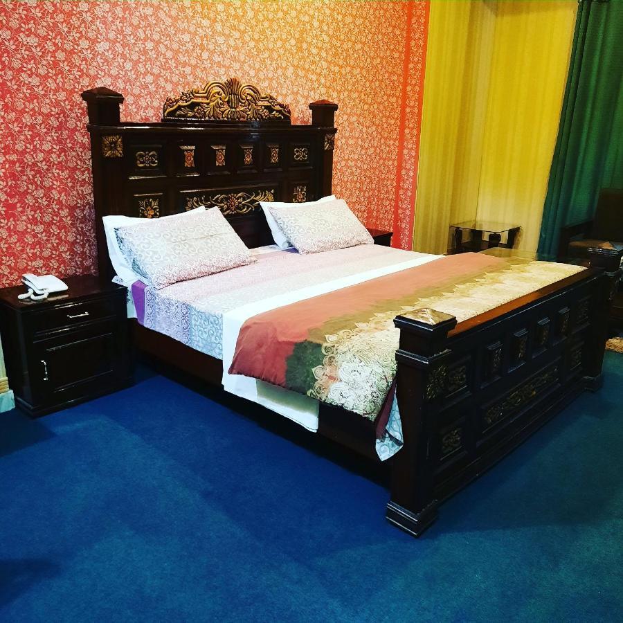 Divine Hotel Rawalpindi Eksteriør bilde