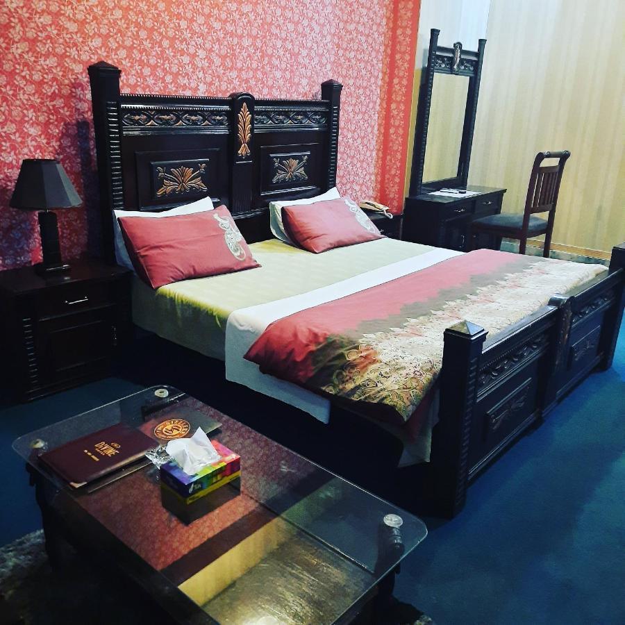 Divine Hotel Rawalpindi Eksteriør bilde